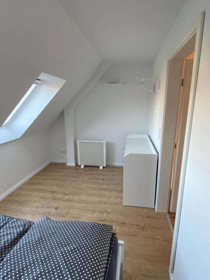 Haus Wesloer Landstrasse 6b Fuer 4 Personen Lubeck